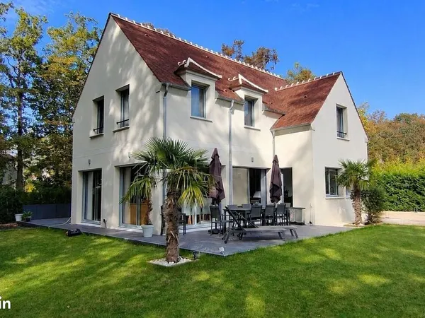 Maison 7 pièces 184 m²