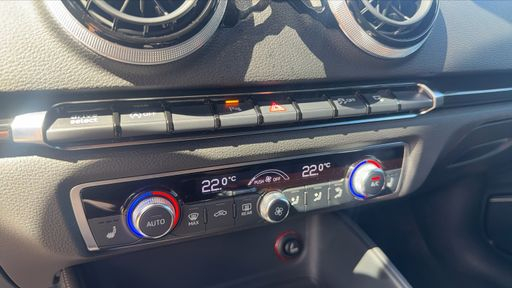 Audi RS3 Sportback 2.5 TFSi 367 Quattro S-Tronic7 - . – 2016 – 107520 km – Essence – Boîte Automatique — photo 4