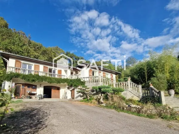 Maison 180m² avec grand sous sol de 170m², terrain 3422m².