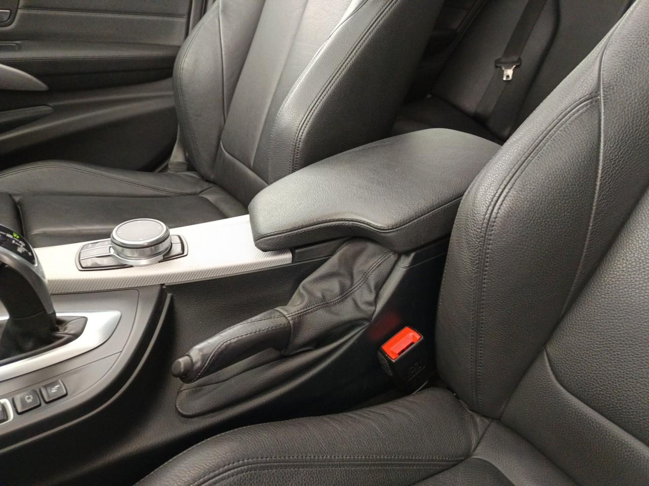 Bmw Serie 3 20d xdrive 190 ch bva8 m sport — photo 35