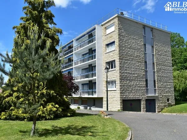 78690 Les Essarts le Roi à vendre APPARTEMENT F3 81,25 m2