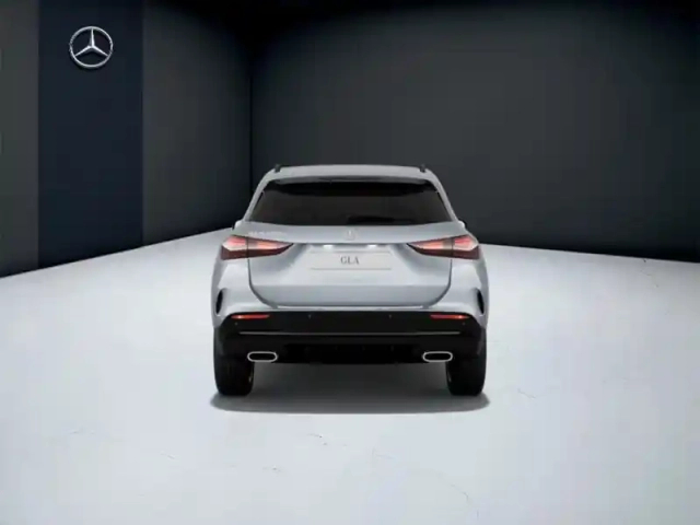 Mercedes Gla 250 e hybrid eq amg line — photo 4
