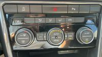 Volkswagen T-Roc 1.5 TSI EVO 150ch Style DSG7 — photo 26