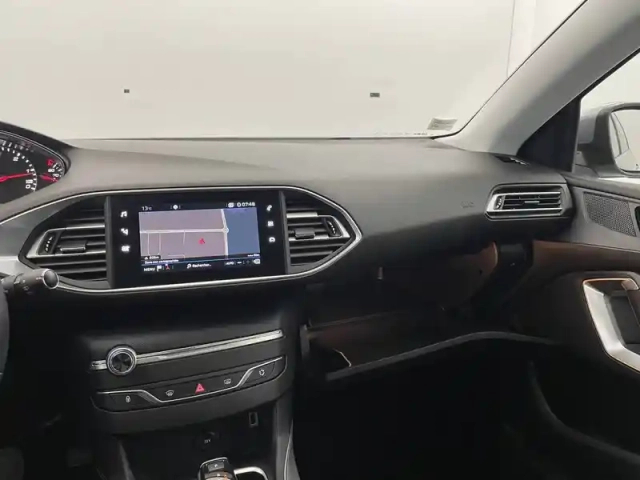 Peugeot 308 bluehdi 130ch s&amp;s eat8 — photo 91