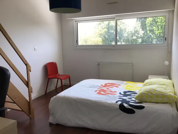 Loue chambre chez particulier pour étudiante