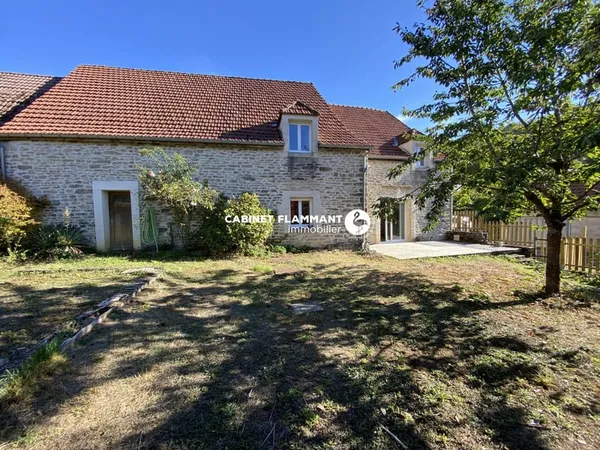 MAISON DE CARACTERE