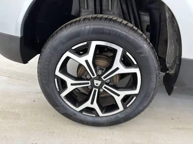 Dacia Duster tce 130 fap 4x2 — photo 32