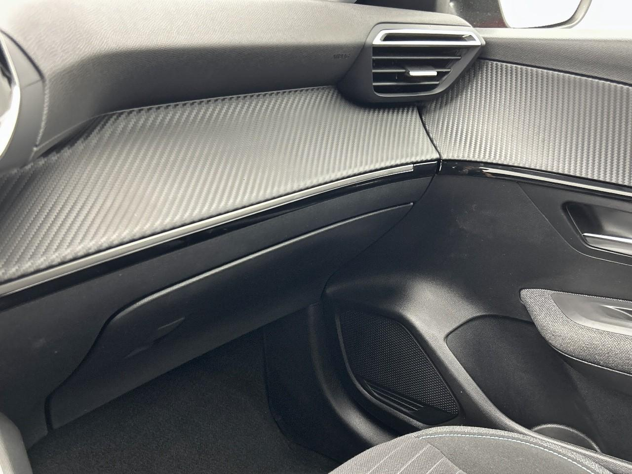 Peugeot 208 puretech 100 s&s bvm6 style — photo 29