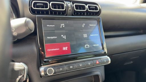 Citroen C3 Aircross 1.5 BlueHDi 120 EAT6 - Shine – 2021 – 114531 km – Diesel – Boîte Automatique — photo 16