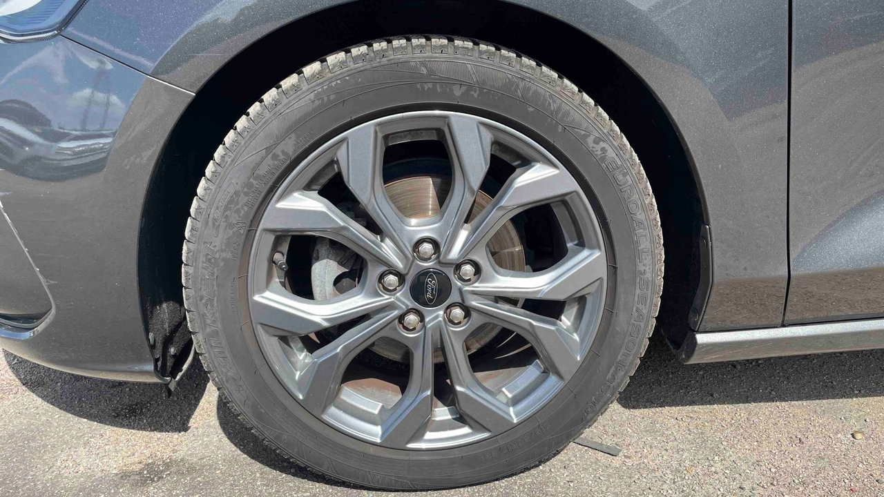 Ford Focus SW 1.0 EcoBoost 155 S&amp;S mHEV Powershift — photo 25