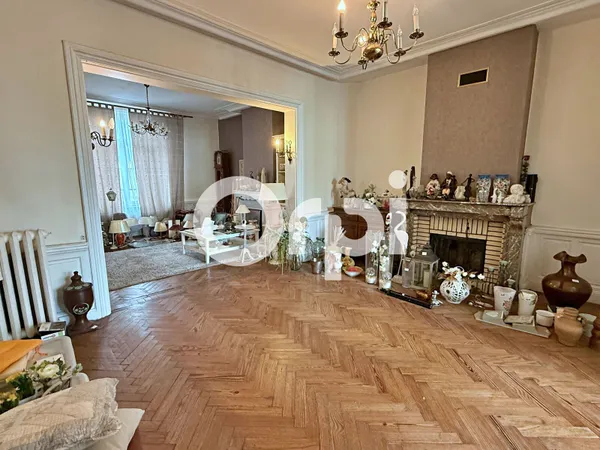 Maison 7 pièces 188 m²
