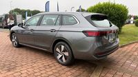 Volkswagen Passat Sw 2.0 TDI EVO 122ch Life Plus DSG7 — photo 12