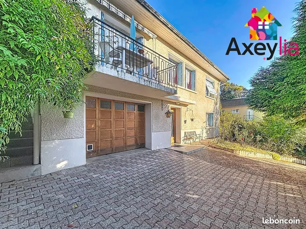 Maison 5 pièces 159 m²
