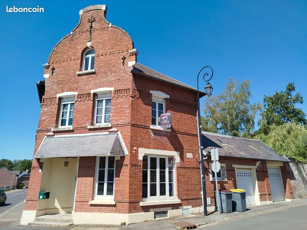 Maison 8 pièces 181 m²