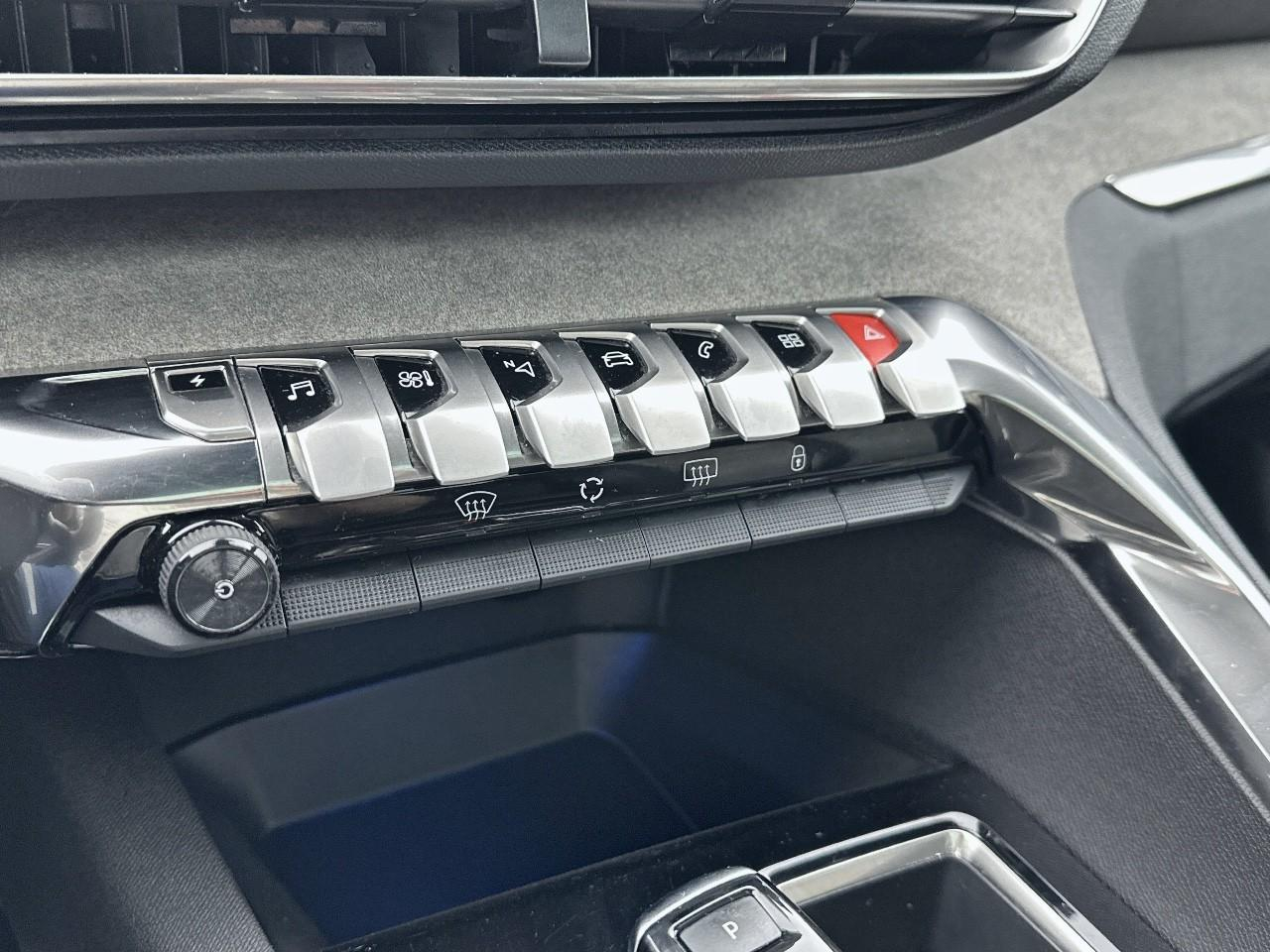 Peugeot 3008 hybrid 225 e-eat8 gt — photo 27