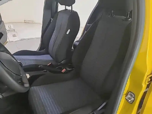 Peugeot 208 puretech 75 s&amp;s bvm5 — photo 31