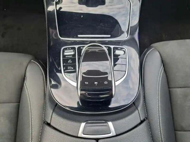Mercedes Classe E e 220 d berline sportline — photo 36