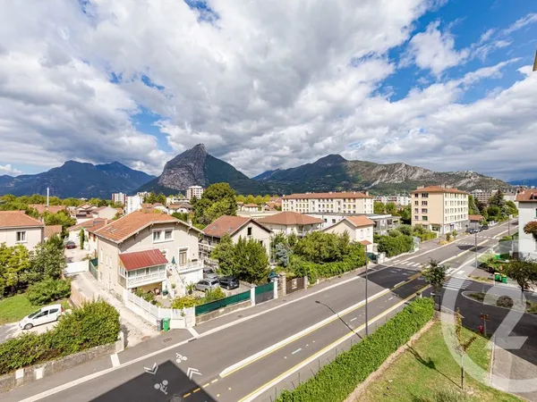 Appartement 3 pièces 63 m²