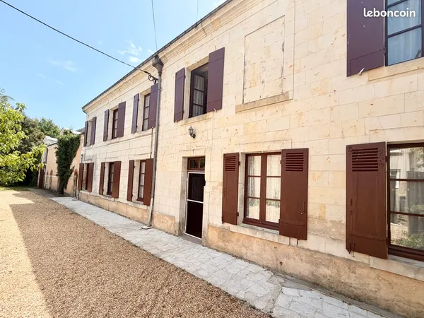 Maison T4 + Bureau + dépendances - 106m2 - Parcelle : 1275m2