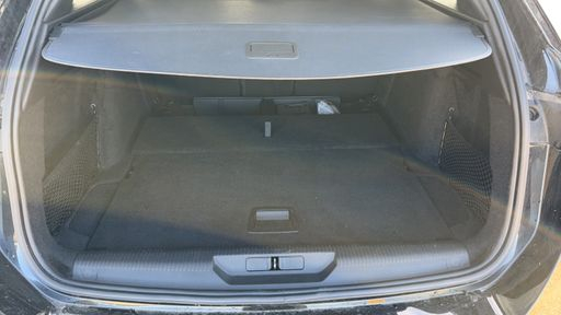 Peugeot 308 SW 1.2 PureTech 130 EAT8 - Allure – 2024 – 55408 km – Essence – Boîte Automatique — photo 19