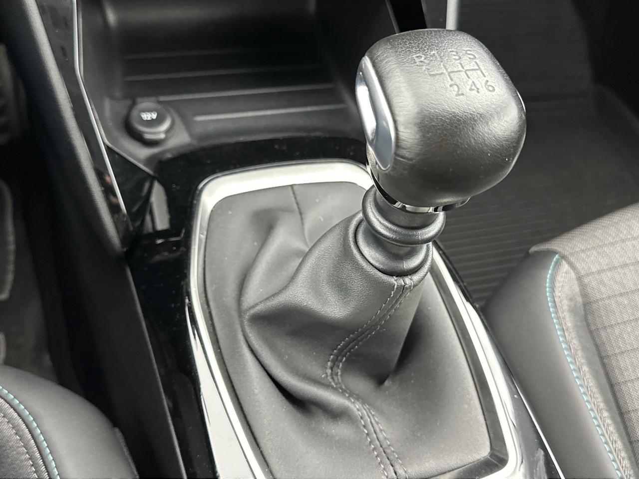 Peugeot 208 puretech 100 s&s bvm6 allure — photo 31