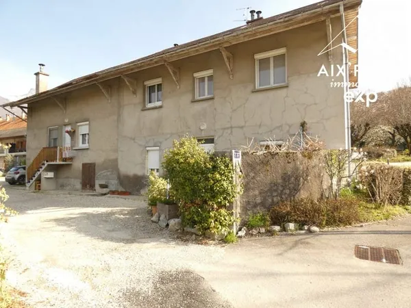 ENSEMBLE IIMMOBILIER AVEC DEPENDANCES