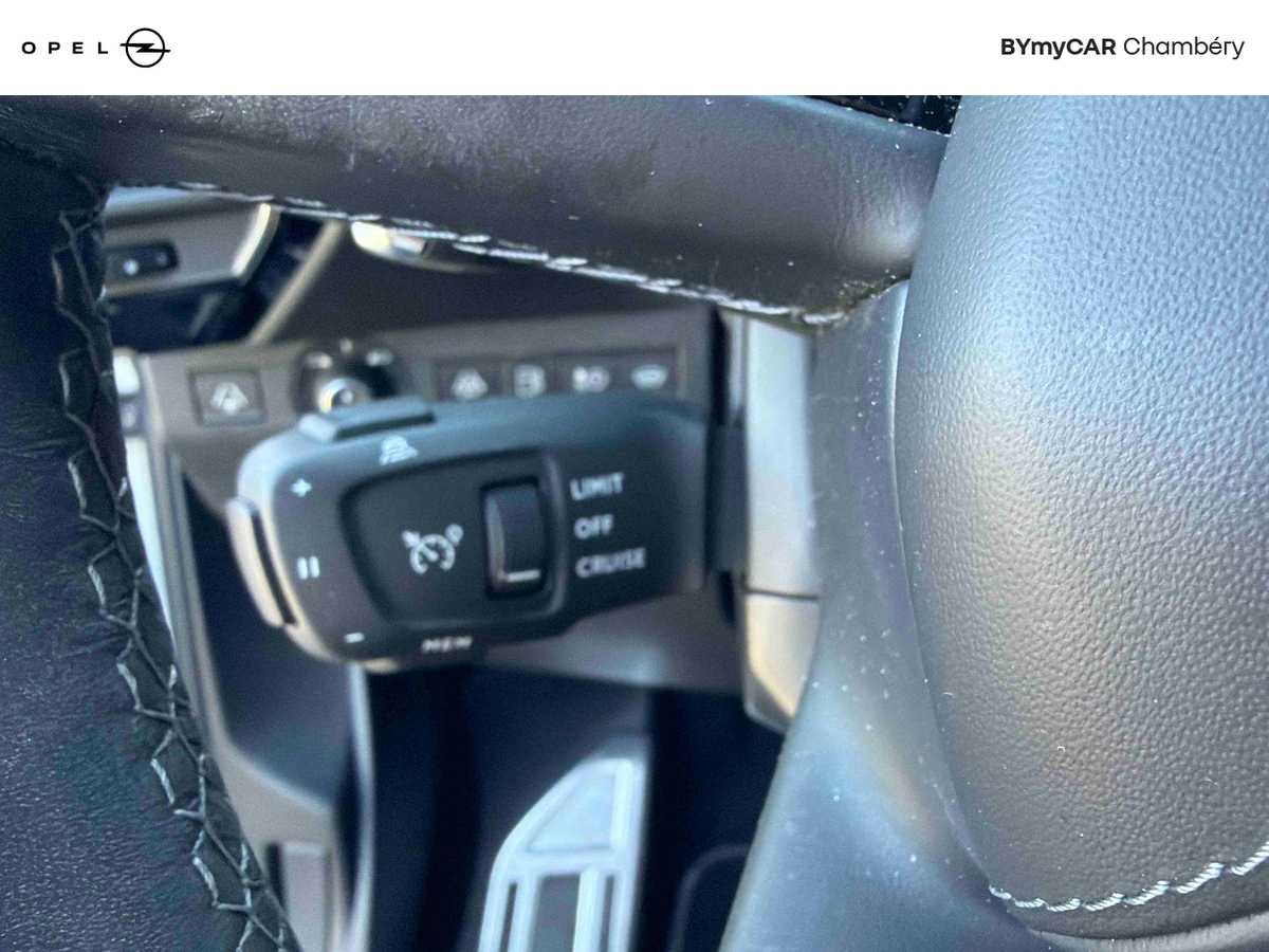 DS7 Crossback Hybride E-Tense 300 EAT8 4x4 — photo 17