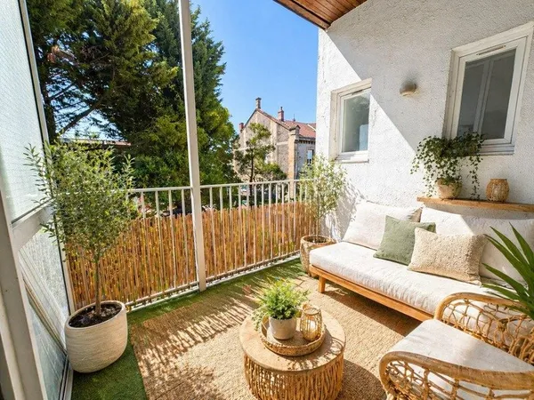 Bordeaux Quartier La Bastide - Studio 20 m² avec terrasse - Tram Jardin Botanique
