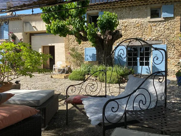 Maison 7 pièces 285 m²