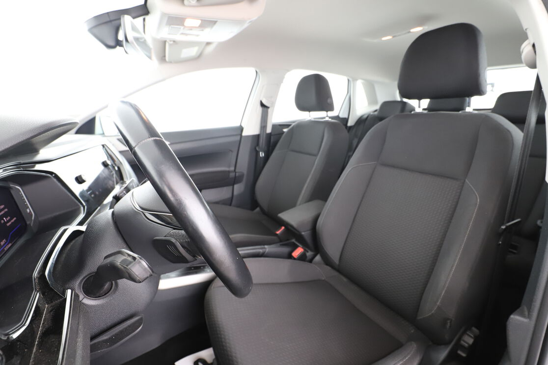 Volkswagen Polo 1.0 TSI Confortline DSG7 — photo 9