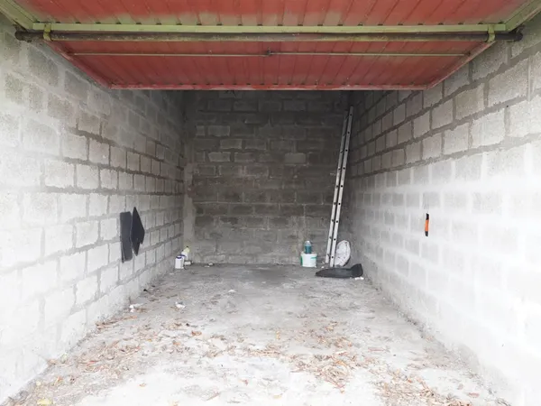 Parking 16 m²