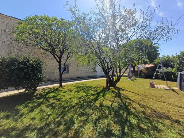 Longère rénovée 4 chambres 193 m²