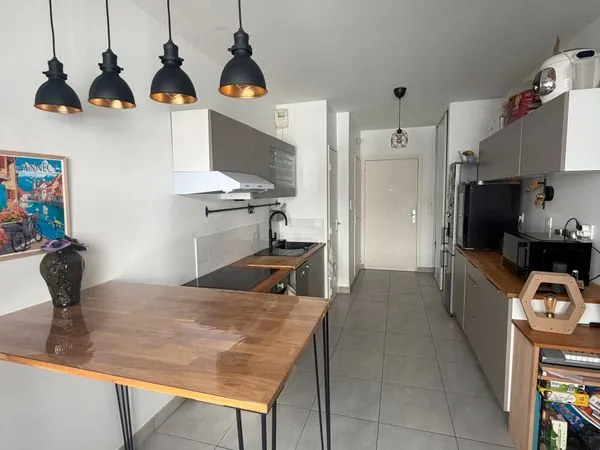 Charmant T2 avec balcon et parking - Lyon 3e, quartier Part-Dieu / Garibaldi