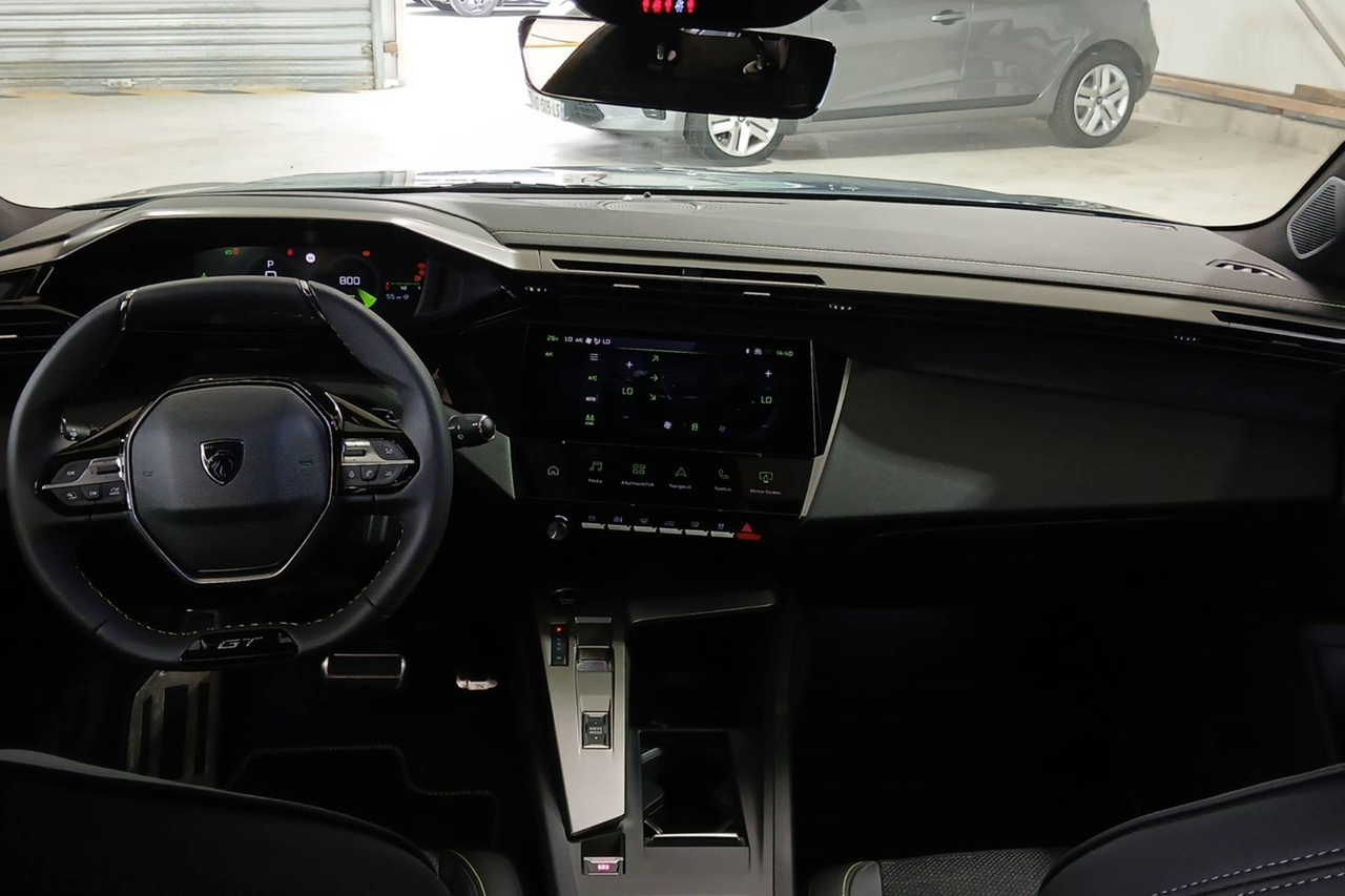 Peugeot 308 SW — photo 12