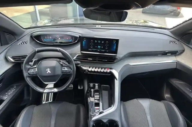 Peugeot 3008 hybrid 225 e-eat8 — photo 16
