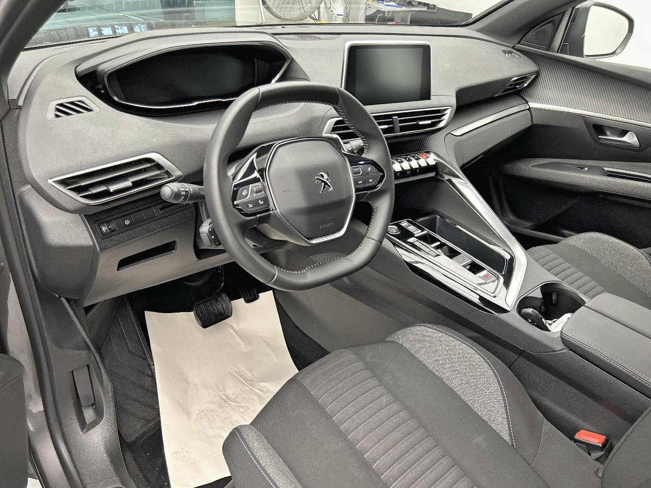 Peugeot 5008 hybrid 136 e-dcs6 active pack — photo 9