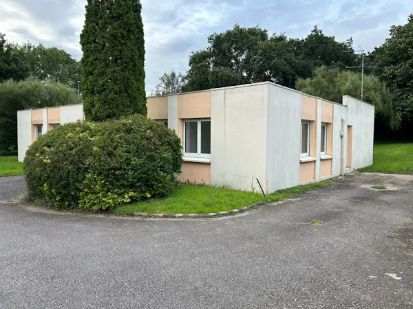 Local 3 pièces 52 m²