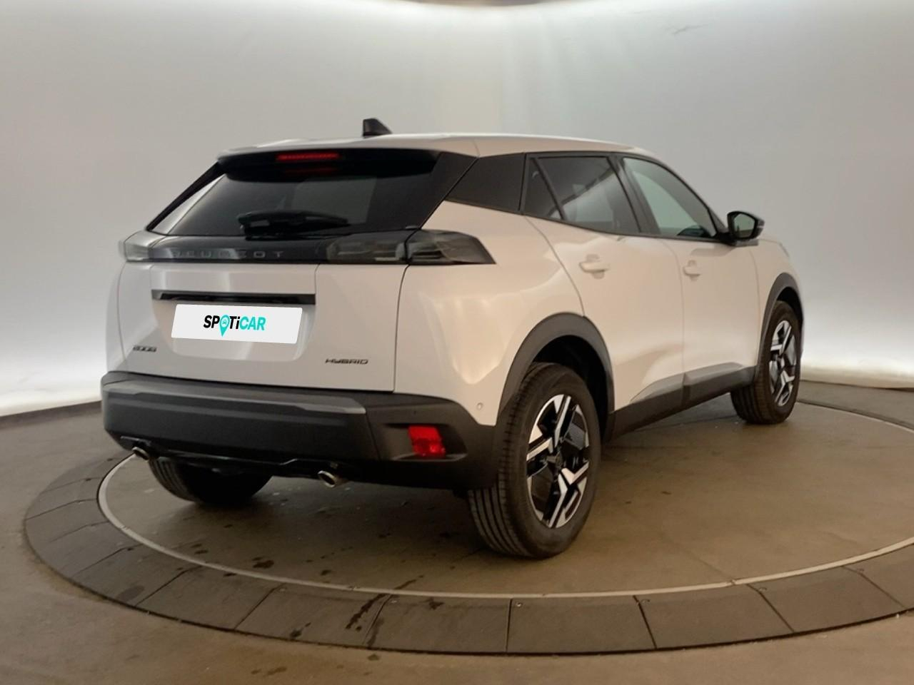 Peugeot 2008 hybrid 145 ch e-dcs6 allure — photo 7