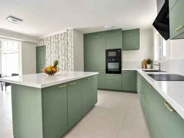 Villa 8 pièces 188 m²