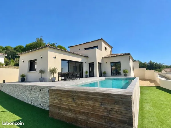 Villa 5 pièces 150 m²