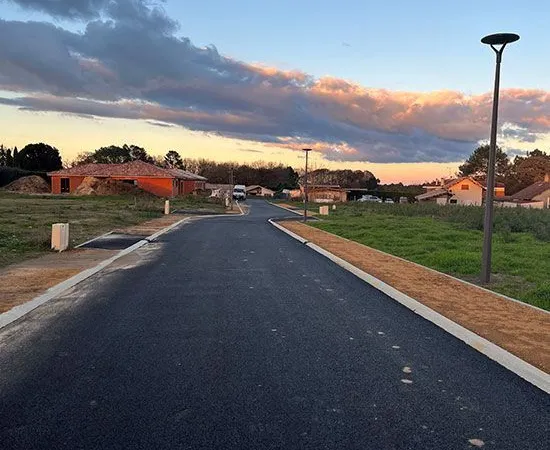Terrain à bâtir de 848 m² à SAINT-PIERRE-DU-MONT (40)