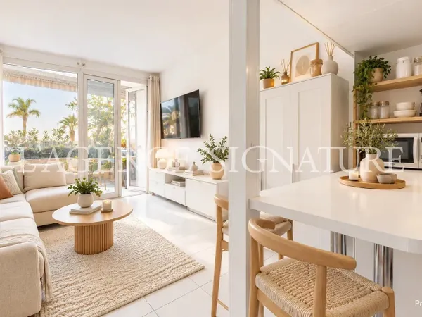 Nice Promenade des Anglais « Sandy» Studio avec Mezzanine 36m2 Balcon