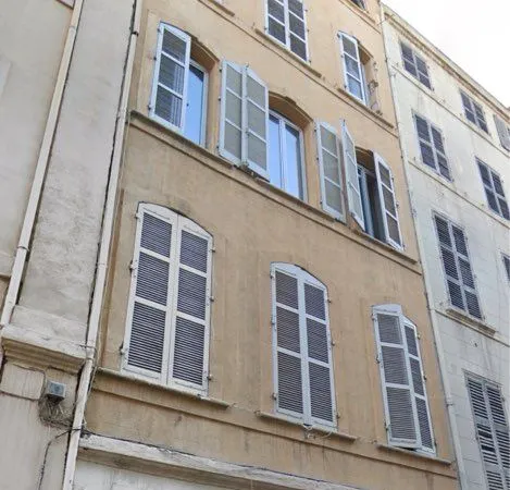 Marseille St Charles, Immeuble R+4