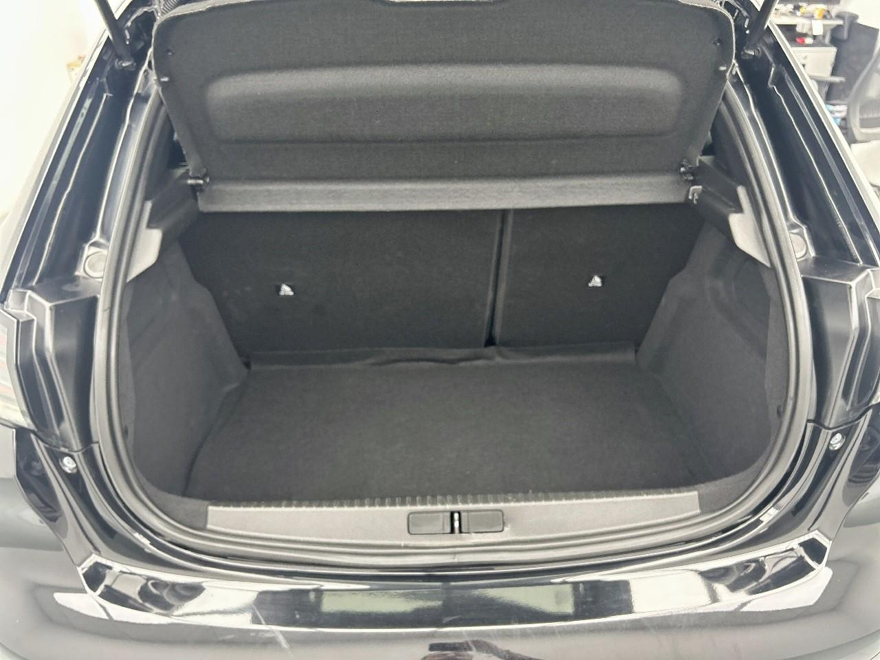Peugeot 208 100 s&s bvm6 allure — photo 14