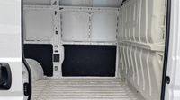 Citroen Jumper 35 L2H1 2.2 BlueHDi 140 S&S Driver — photo 10