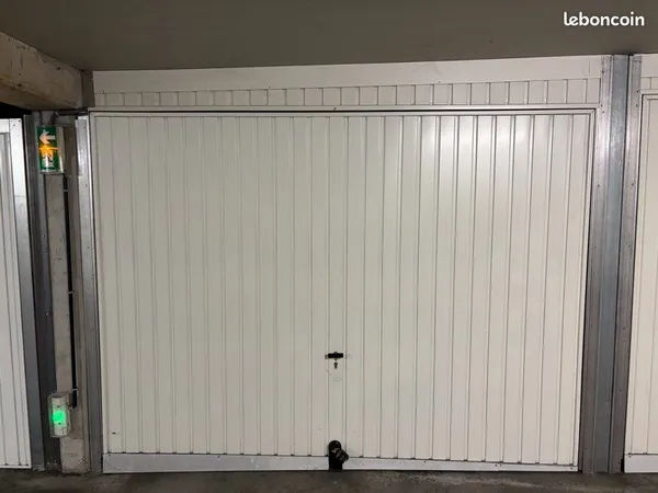 Garage box place moto