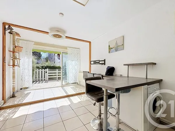 Studio 1 pièce 23 m²