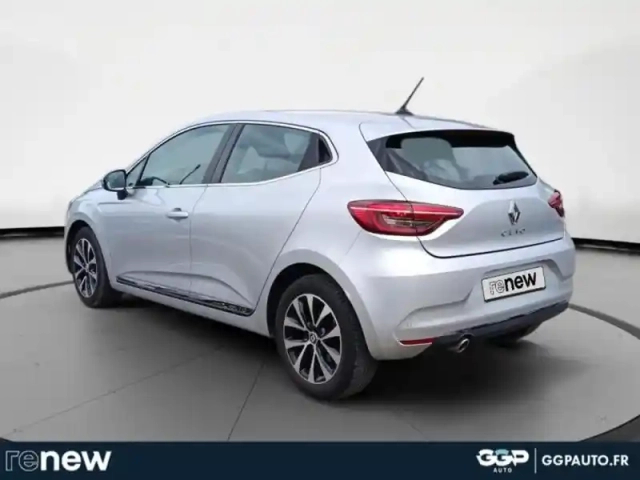 Renault Clio 1.3 tce 140ch intens -21n — photo 18