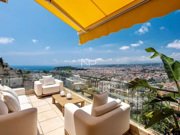 Nice Mont Boron, superbe Penthouse de 167 m², toit-terrasse 126 m² et vue panoramique mer