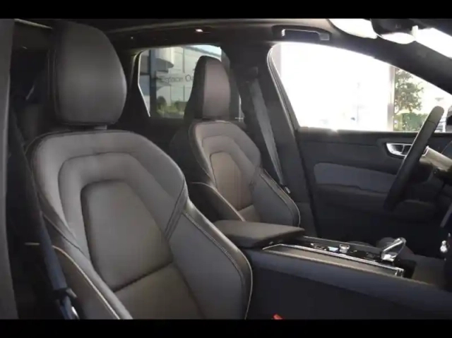 Volvo Xc60 t6 hybride rechargeable 350ch black edition geartronic 8 awd — photo 26